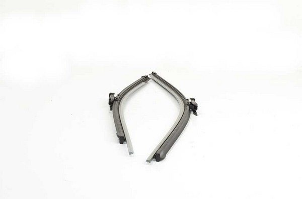 Щетка стеклоочистителя BMW 3 (E90) MERCEDES A (W169) 600/480мм комплект BSG BSG 15-992-018 BSG