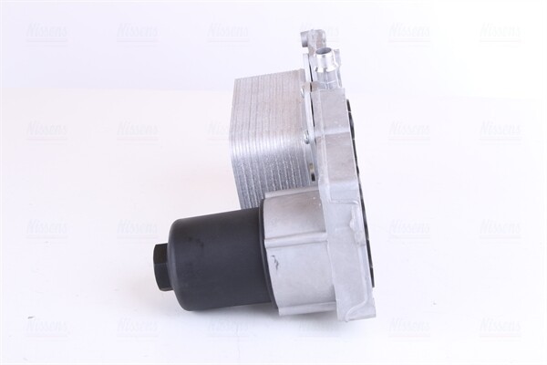 радиатор масляный!\ Range Rover III/IV/Sport 4.4D 02> 90945 NISSENS