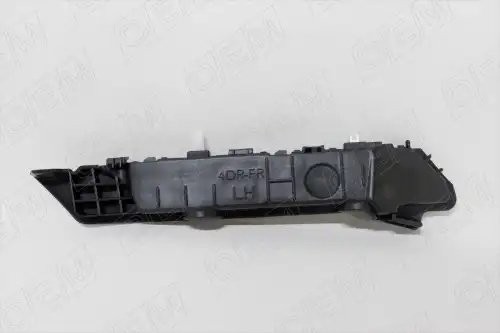 Кронштейн бампера переднего левый на крыле Kia Rio 4 FB седан, 2017-2020 OEM0066KBPL OEMPARTS