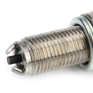 Свеча зажигания U27ETR U27ETR DENSO