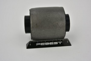 Сайлентблок задн цапфы нижний KIA C'EED II 2012- KAB-037 KAB-037 FEBEST