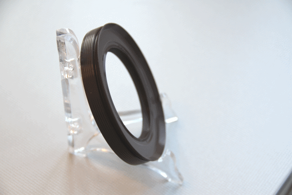 Сальник хвостовика редуктора 68*102*9,515 RT2610HV3210HV2610B Volvo FHFM 49364255 CORTECO