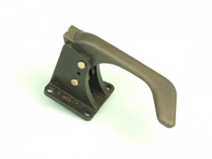 Ручка двери внутренняя ВАЗ 2110, 2111, 2112 (передняя) правая (крючок) 21100610518010 DAAZ