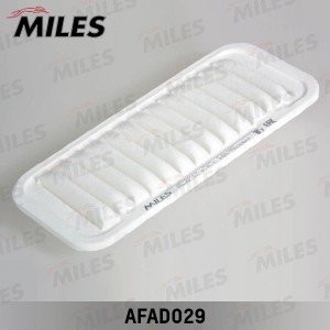 Фильтр воздушный TOYOTA YARIS 99- (FILTRON AP142/1, MANN C2610, VIC A-196) AFAD0 AFAD029 MILES
