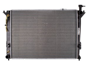 Радиатор охл. двигателя Kia Sorento II 09- Hyundai Santa Fe 06- M4913003 M4913003 MARSHALL