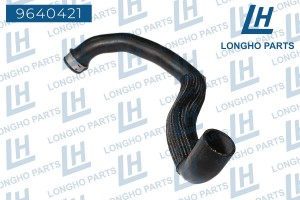 Патрубок MERCEDES GL (X164) системы охлаждения LONGHO 9640421 LONGHO PARTS