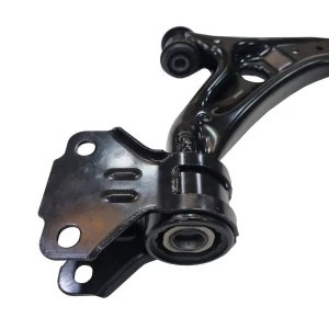 Рычаг подвески FORD Focus 2012 ~ 2018 / (CHANGAN) Escort 2014 ~ / Escort 2012 ~  CQ0531R CTR