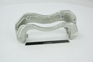 Скоба суппорта передн левая MITSUBISHI PAJERO II V14W-V55W 1991-2004 0477C-K96WF 0477C-K96WFL FEBEST