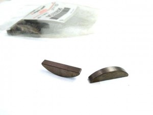 Шпонка MITSUBISHI OE MD000606 MITSUBISHI