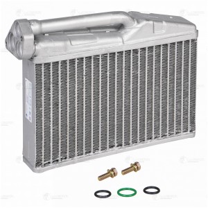 Радиатор отоп. для а/м BMW 5 (E39) (95-)/X5 (E53) (00-) (LRh 2605) LRH 2605 LUZAR