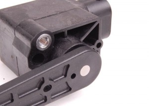 ДАТЧИК ПНЕВМОПОДВЕСКИ 0105427617 A  0105427617 MERCEDES BENZ