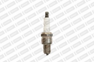 Свеча зажигания W24ESR W24ESR DENSO