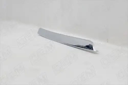 Накладка решетки радиатора правая Renault Logan 2 2014-2018, хромированная OEM3332 OEMPARTS