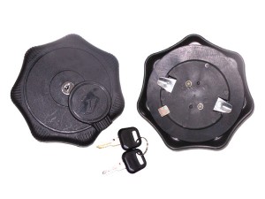 Крышка бака топливного d=80мм с ключом и защитой пластик AT AT20764 AT