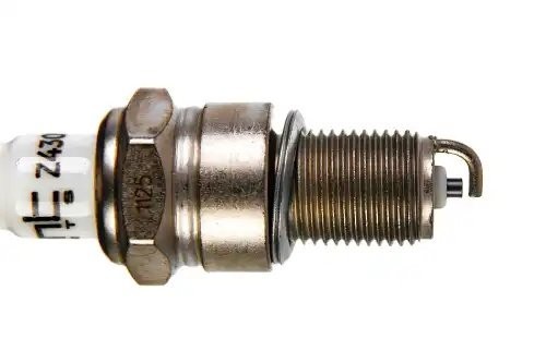 свеча зажигания! (BPR6E) Nickel Ford Granada, Mazda 323/626, Nissan 1.3-2.9 85-9 Z43059 ZENTPARTS