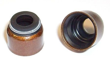 колпачки маслосъемные! 7x10.8/13.9x11.2 (1)\ Nissan Sunny/Bluebird 1.6-2.0D/TD 8 012.150 ELRING