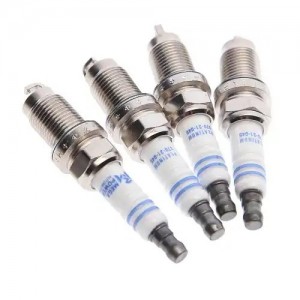 Свеча зажигания VW Golf 5,6,Jetta,Passat B6 AUDI A3 SKODA Octavia,Fabia (1.4 FSI 37031122 MEGA POWER