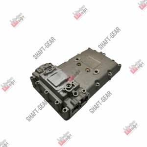 Крышка КПП 1250407450,17UF3-02601 1250307450 SHAFT