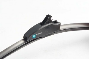 Щетка стеклоочистителя бескаркасная 350mm Универсальные Крючок + Штыковой замок  WBP1350 PILENGA