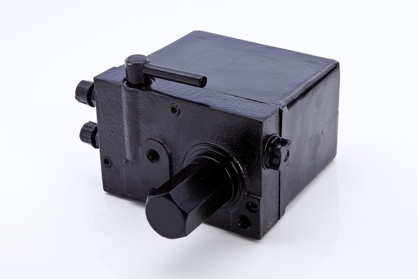 насос подъёма кабины! OEM 85.41723-6020\ MAN TGA/TGM/TGS/TGX 03360000A PETERS ENNEPETAL