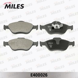 Колодки тормозные передние (без датчика) (Смесь Low-Metallic) (FORD FIESTA IV-V, E400026 MILES