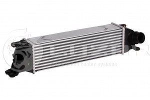 Радиатор интеркулерадля а/м Hyundai H-1 Starex 2.5TD (12-) LRIC08700 LRIC08700 LUZAR