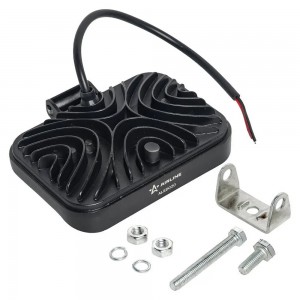 Фара светодиодная "AIRLINE" 135х95х38 мм 33W 12/24V (33 LED рассеяный свет, прям ALED020 AIRLINE