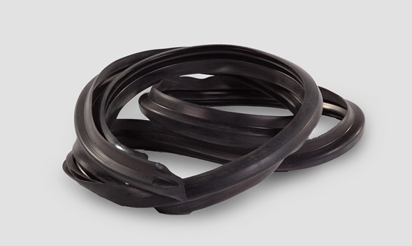 Молдинг УАЗ-3163 крыши правый (ОАО УАЗ) 316200821241600 UAZ UAZ