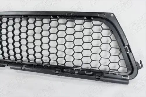 Решетка в бампер нижняя Renault Sandero 1 (2009-2014) OEM3686 OEMPARTS