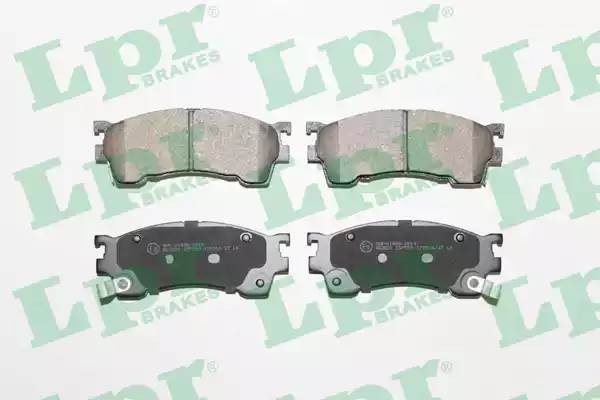 Комплект тормозных колодок 05P559 05P559 LPR