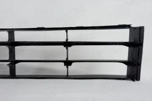 Решетка в бампер нижняя Skoda Octavia 2 A5 2008-2013 OEM3610 OEMPARTS