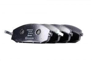 P56041 711 04=222255 !колодки дисковые п.\ Nissan Patrol Y61 4.5i/2.8TD/4.2TD 97 P56041 BREMBO
