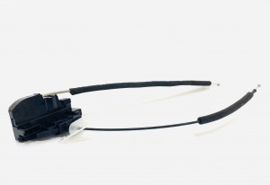 Замок двери передней правой U0528011R U0528011R UKORAUTO