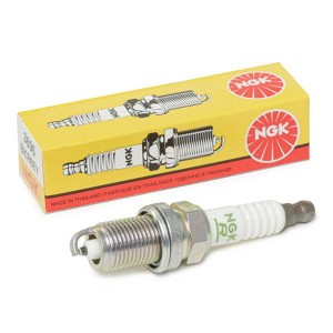 Свеча BKR6EY 3696 3696 NGK
