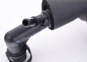 Патрубок BMW 3 (E46) (99-06),5 (E39) (95-03) системы вентиляции картера OE 11 61 7 533 399 BMW