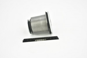 сайлентблок переднего нижнего рычага!\ Toyota Tundra 99-06 TAB-487 FEBEST