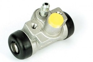 цилиндр тормозной задний!\ Suzuki Alto/Wagon R+ 1.0/1.1/1.2 98> A 12 576 BREMBO