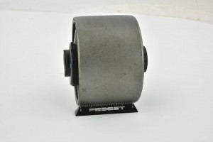Сайлентблок правой подушки двигателя TMB-107 FEBEST