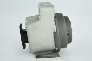 Опора двигателя FORD Mondeo (07-) (2.0) VOLVO S80 (07-) (2.0) правая FEBEST FDM-CA2RH FEBEST