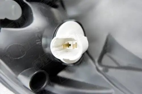 Фара правая Renault Sandero 1 (2009-2014) светлая OEM0069FR OEMPARTS