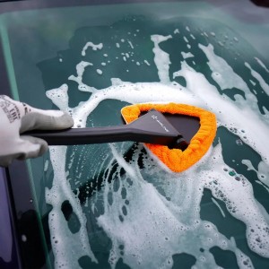 Щетка для мойки автомобиля 14см черно-оранж.для лобового стекла AIRLINE ABGN002 AIRLINE