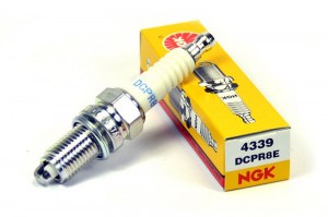 Свеча зажигания NGK 4339 DCPR8E NGK