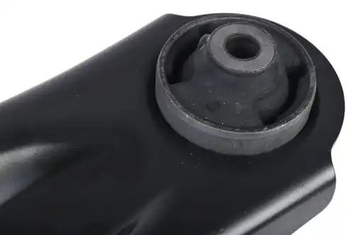 рычаг нижний правый!\ Nissan Juke 1.6/1.5DCi 10> Z24856 ZENTPARTS