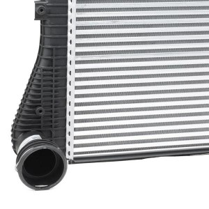 интеркулер!\ Audi A3, VW Golf/Touran/Caddy 03> 96715 NISSENS