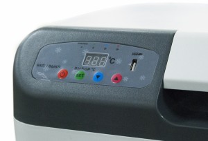 Автохолодильник 27л 48.0х38.5х35.0см термоэлектр. 12V/220V/24V 54W пластик 7.6кг A07084S AVS