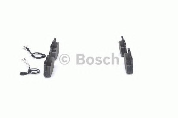 Колодки тормозные PEUGEOT 106,205,305,309,405 RENAULT Clio (91-98) передние (4шт 0 986 461 763 BOSCH