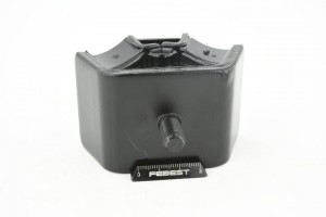 Опора двигателя задняя NISSAN NP300 D22SS 2010.08-2018.08 NM-NP300R NM-NP300R FEBEST