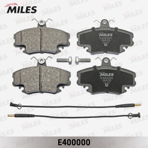 Колодки тормозные передние (с датчиком) (Смесь Low-Metallic) RENAULT LOGAN 04-/S E400000 MILES