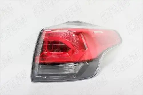 Фонарь правый внешний Toyota RAV4 4 CA40 2015-2019 OEM0254FONR OEMPARTS