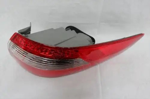 Фонарь правый внешний Kia Rio 3 QB седан, 2011-2015 OEM0181FONR OEMPARTS